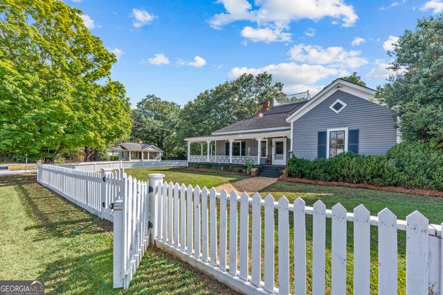 215 East Dixie Highway, Rutledge, GA 30663