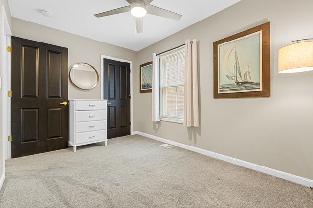 230 W 8th Street, Newport, KY 41071
