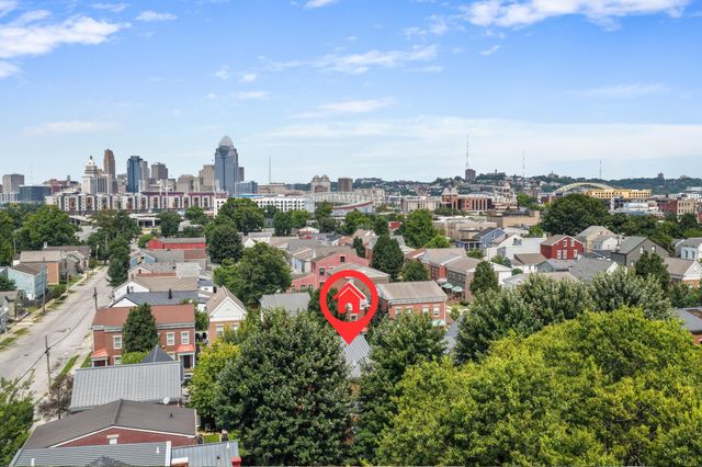 230 W 8th Street, Newport, KY 41071