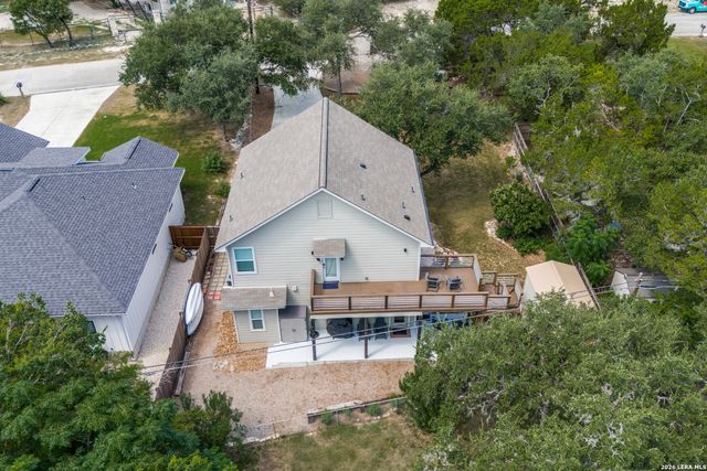 2619 Candlelight Dr, Canyon Lake, TX 78133