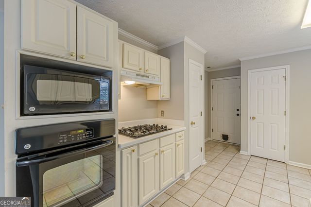 328 Spring Creek Drive, Stockbridge, GA 30281