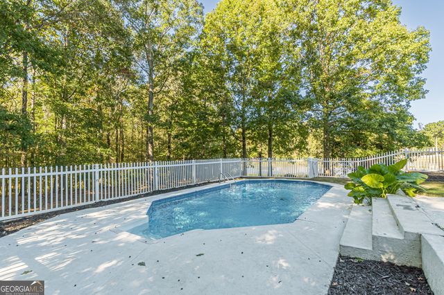 328 Spring Creek Drive, Stockbridge, GA 30281