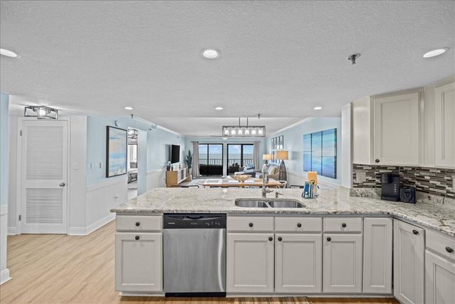 554 Coral Court UNIT 602, Fort Walton Beach, FL 32548