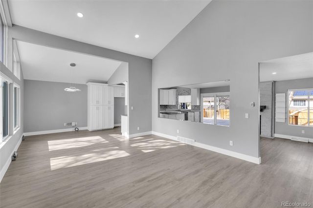 1687 E Jamison Place, Centennial, CO 80122