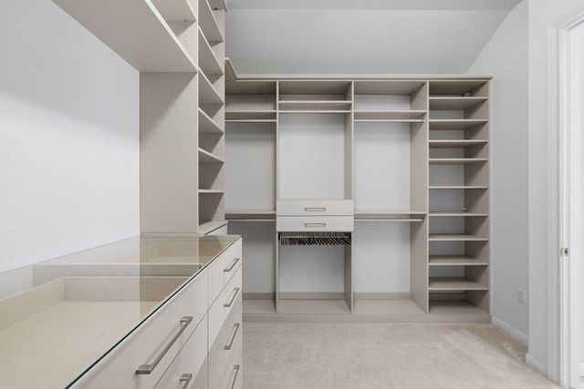 192 Crimson Sky CT, Dripping Springs, TX 78620