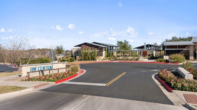 192 Crimson Sky CT, Dripping Springs, TX 78620