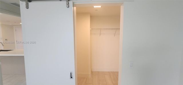 2000 Metropica Way 2106, Sunrise, FL 33323