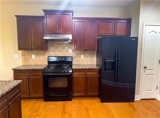5415 Falls Landing Drive, Cumming, GA 30040