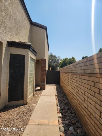 9025 N 14TH Drive, Phoenix, AZ 85021