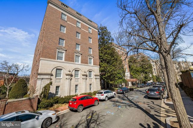 1661 CRESCENT PL NW #204A, Washington, DC 20009