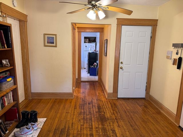 2039 Commonwealth Ave. 6, Boston, MA 02135