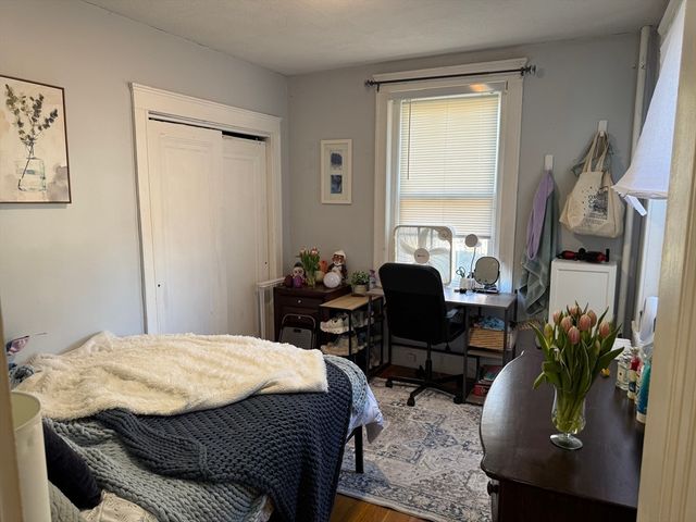 2039 Commonwealth Ave. 6, Boston, MA 02135