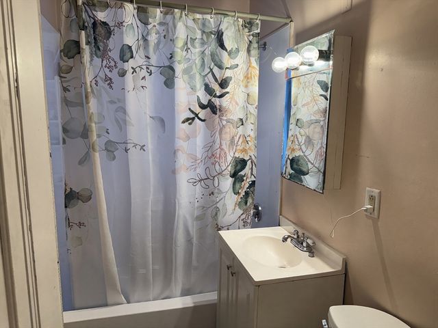 2039 Commonwealth Ave. 6, Boston, MA 02135