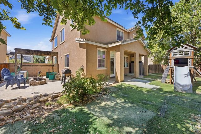 11206 Baltra Way, Bakersfield, CA 93306