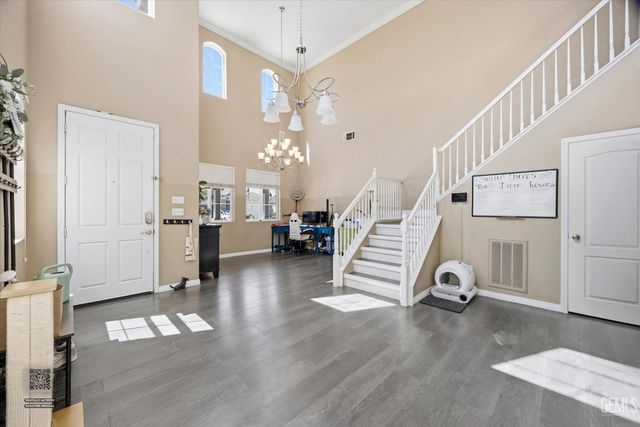 11206 Baltra Way, Bakersfield, CA 93306