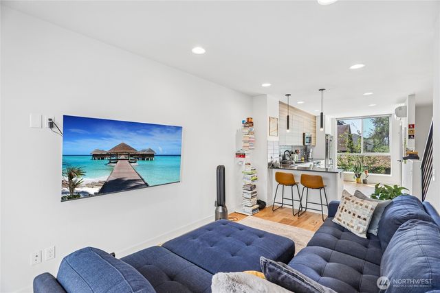 1770 C 14th Avenue S, Seattle, WA 98144