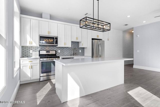 160 Monmouth Street 2, Red Bank, NJ 07701