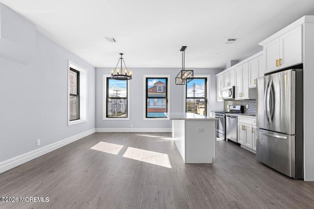 160 Monmouth Street 2, Red Bank, NJ 07701