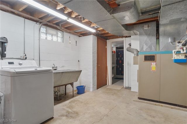 962 N Market Street, Lisbon, OH 44432