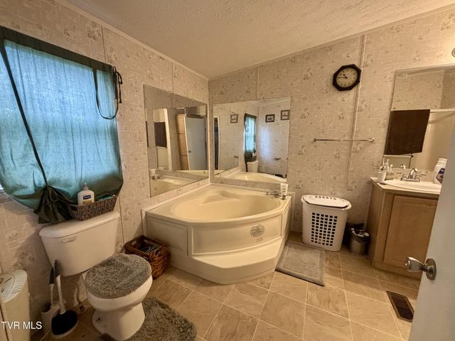 37839 Wilderness Road, Jonesville, VA 24263