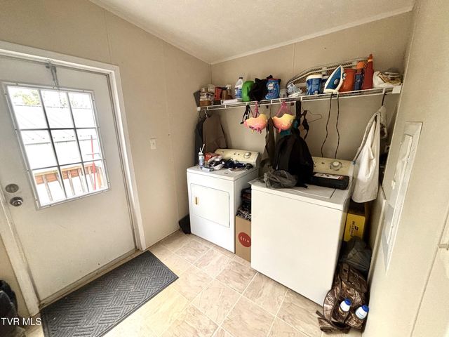 37839 Wilderness Road, Jonesville, VA 24263
