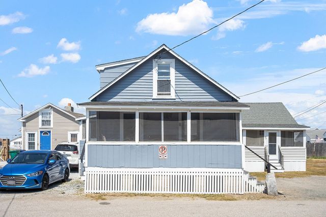 22-24 Perkins Avenue, Hampton, NH 03842
