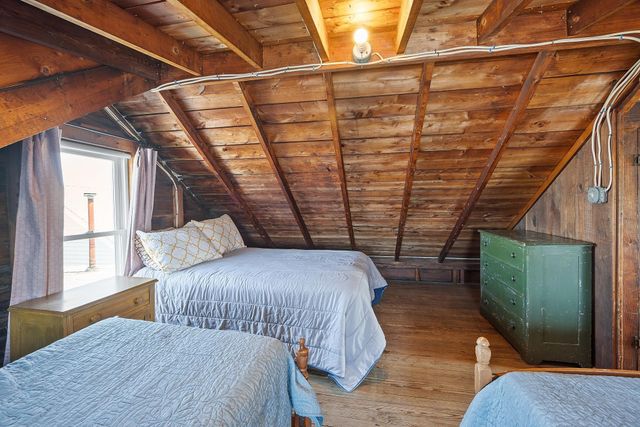 22-24 Perkins Avenue, Hampton, NH 03842