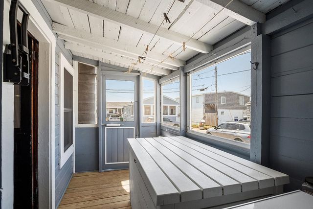 22-24 Perkins Avenue, Hampton, NH 03842