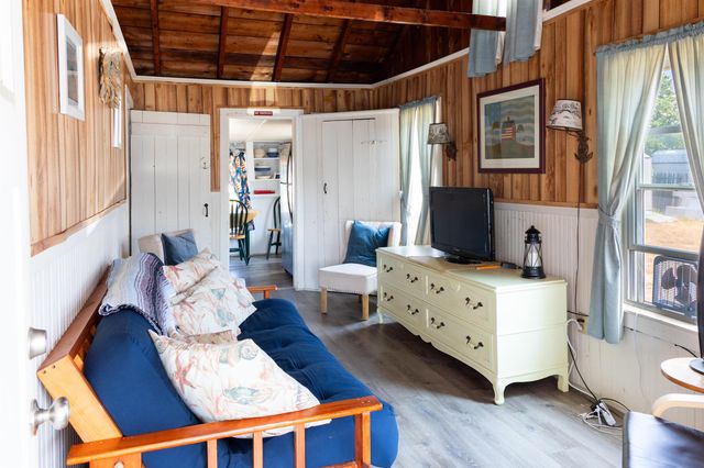 22-24 Perkins Avenue, Hampton, NH 03842