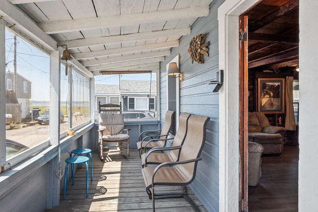 22-24 Perkins Avenue, Hampton, NH 03842