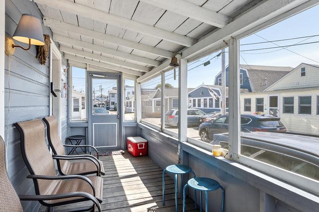 22-24 Perkins Avenue, Hampton, NH 03842