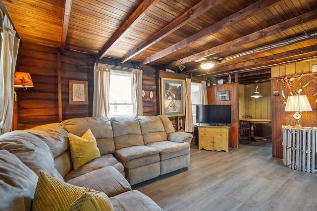 22-24 Perkins Avenue, Hampton, NH 03842