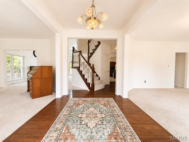 813 Arlington Glen Drive, Fenton, MO 63026