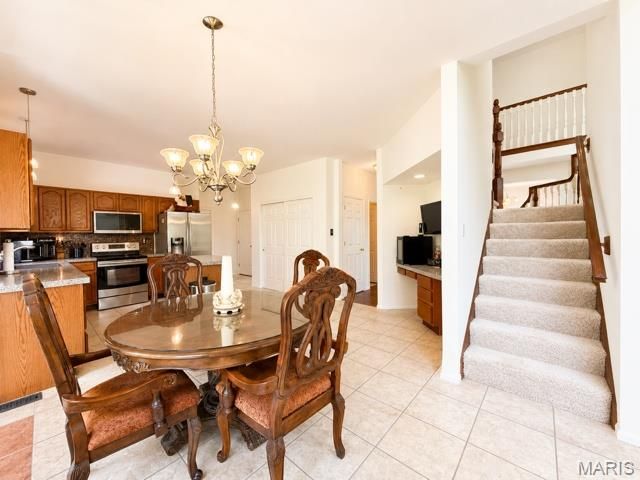 813 Arlington Glen Drive, Fenton, MO 63026