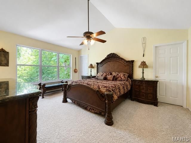 813 Arlington Glen Drive, Fenton, MO 63026