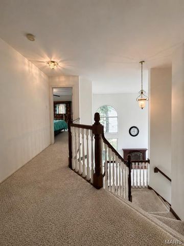 813 Arlington Glen Drive, Fenton, MO 63026