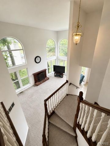 813 Arlington Glen Drive, Fenton, MO 63026