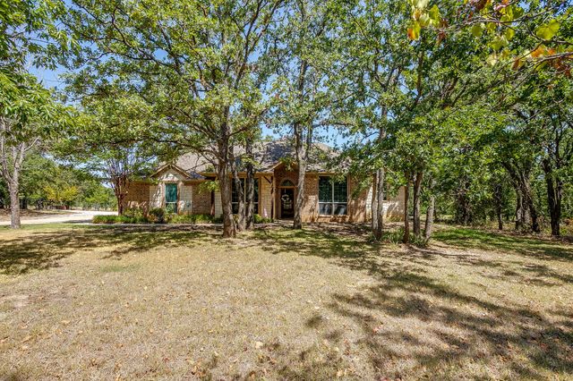 205 Niki Road, Paradise, TX 76073