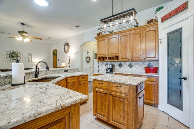 205 Niki Road, Paradise, TX 76073