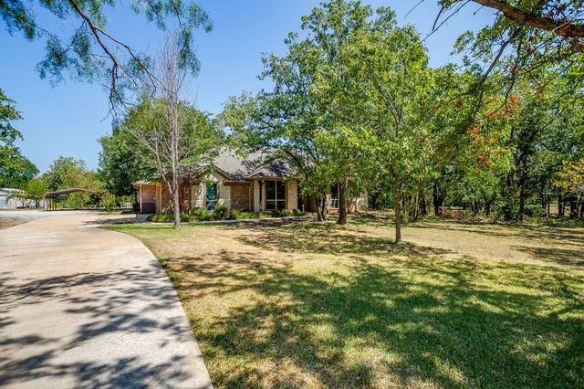 205 Niki Road, Paradise, TX 76073