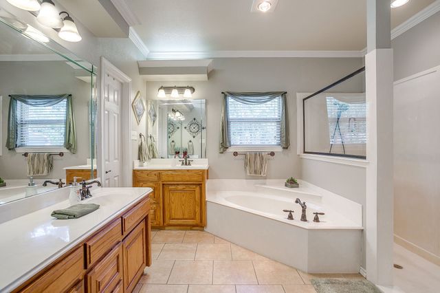 205 Niki Road, Paradise, TX 76073