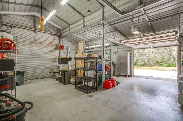 205 Niki Road, Paradise, TX 76073