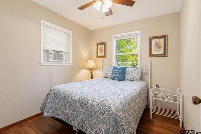 4514 Skyline, Chandler, TX 75758