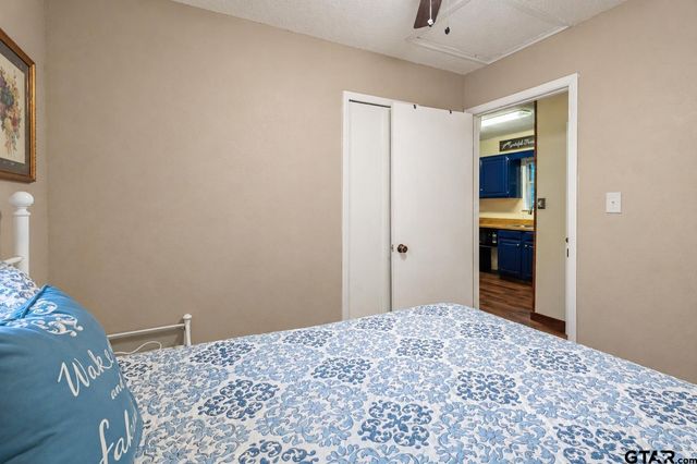 4514 Skyline, Chandler, TX 75758