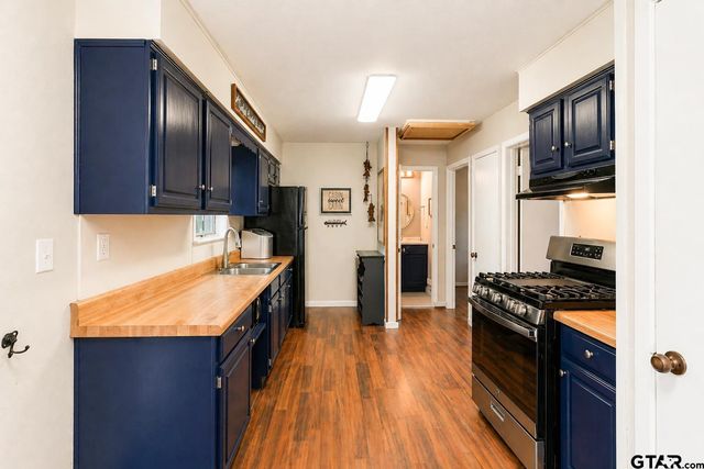 4514 Skyline, Chandler, TX 75758