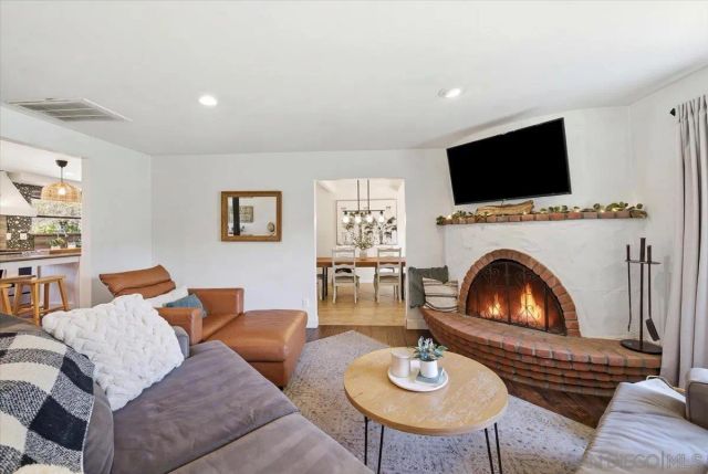 14270 Hacienda, Poway, CA 92064