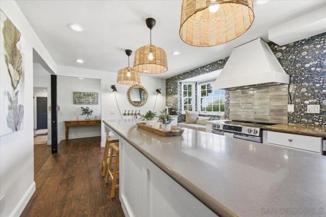 14270 Hacienda, Poway, CA 92064