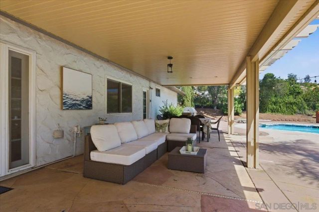 14270 Hacienda, Poway, CA 92064