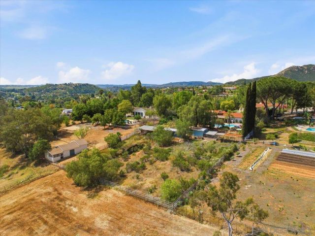 14270 Hacienda, Poway, CA 92064