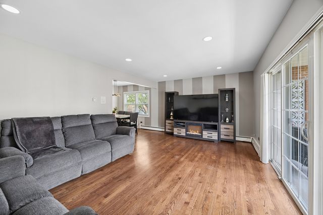 6255 S Mason Avenue 2A, Chicago, IL 60638